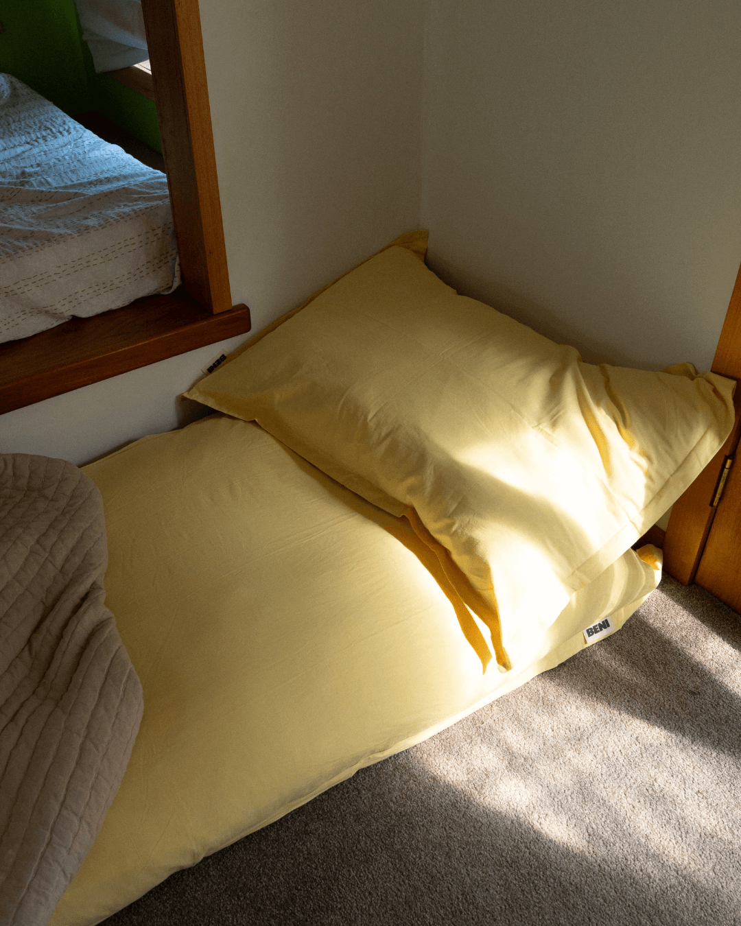 BENI BED - BUTTER MILK