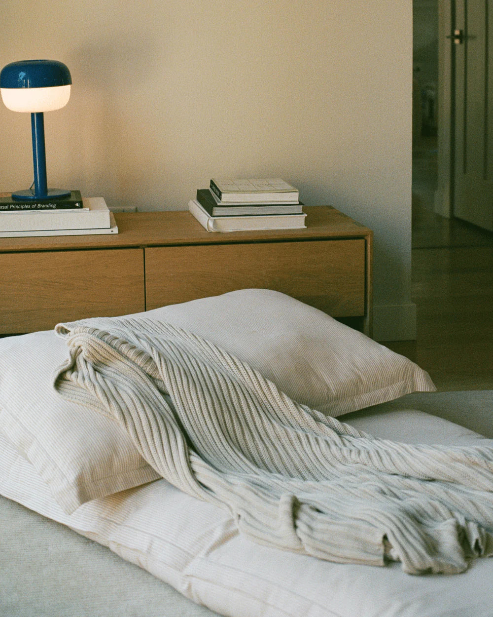 BENI BED - ORCHARD